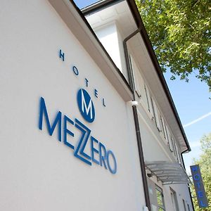 Hotel Mezzero