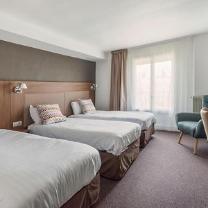 Standard Room 3 Single Beds